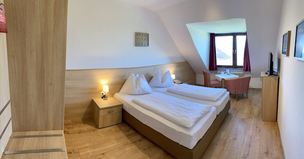Hotel Schoene Aussicht 9/50