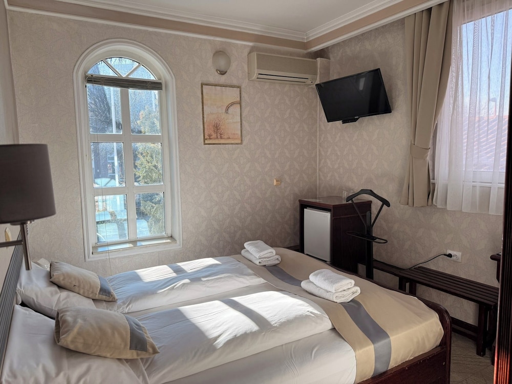 Garni Hotel Lav 40/50