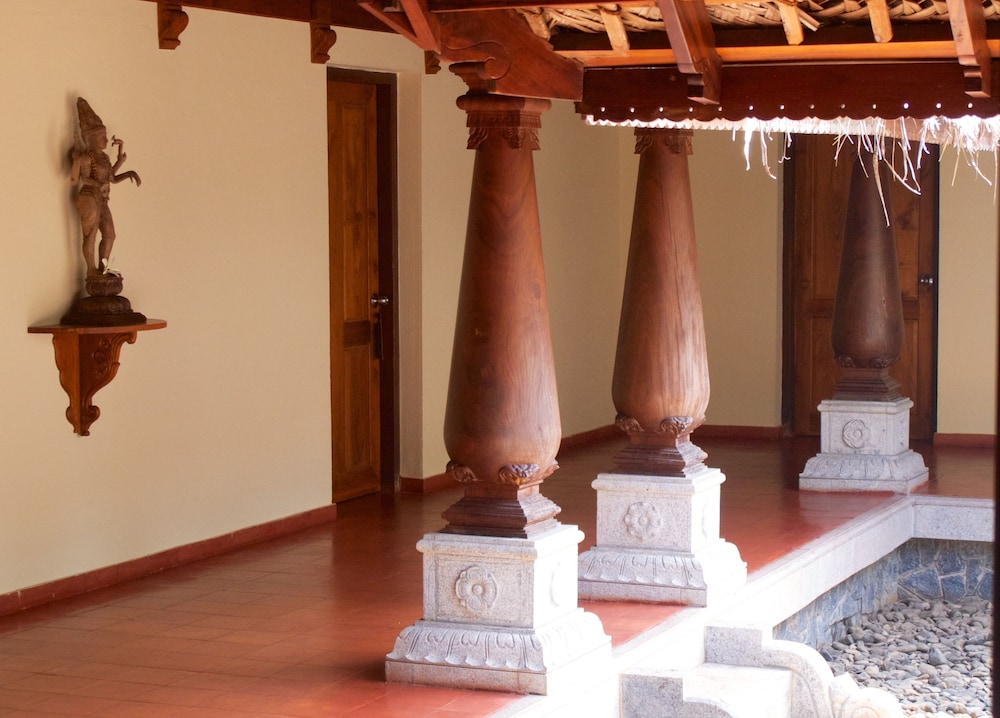 NEELESHWAR HERMITAGE 14/42