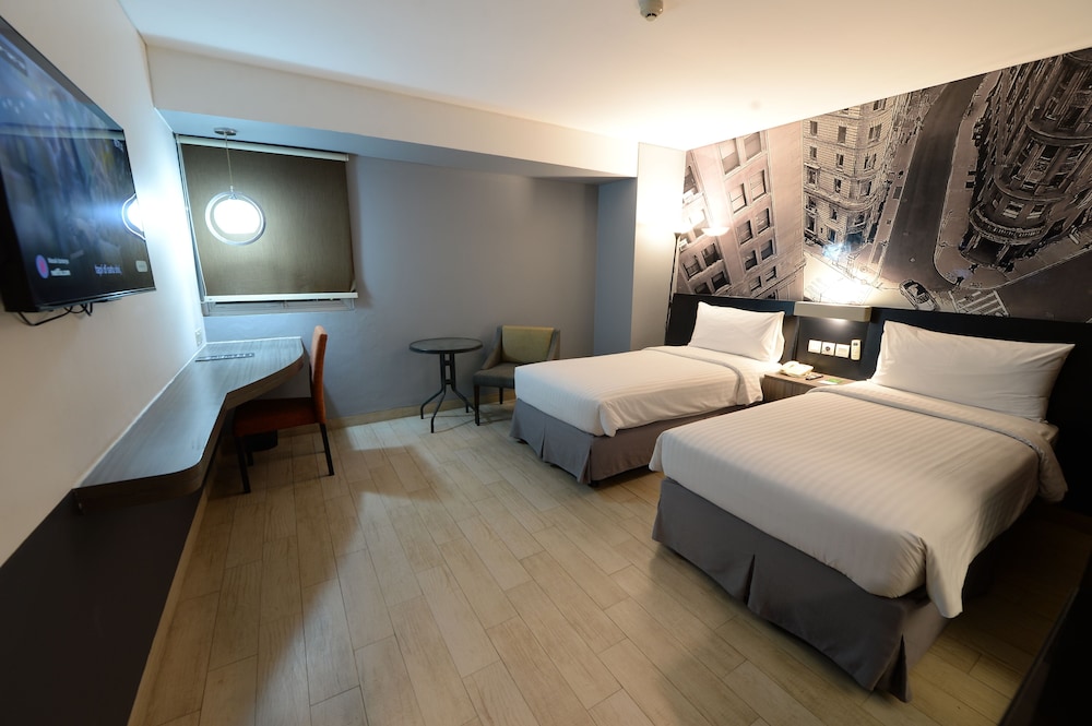 Horu Hotel Mangga Dua (formerly Hotel Neo Mangga Dua) 6/35