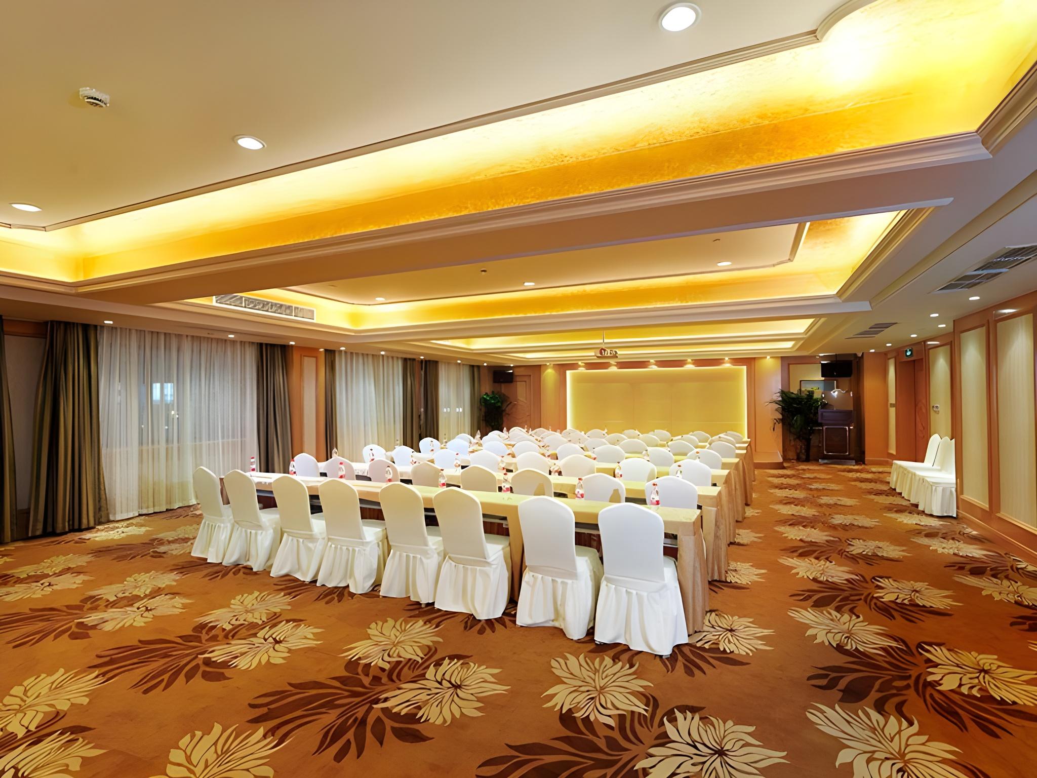 Vienna Hotel (Chengdu Airport Shuangliu Wanda) 45/60