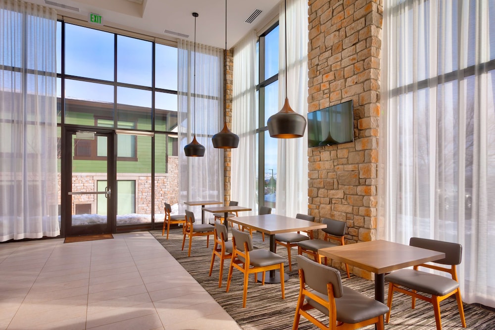 Hyatt Place Park City 56/74