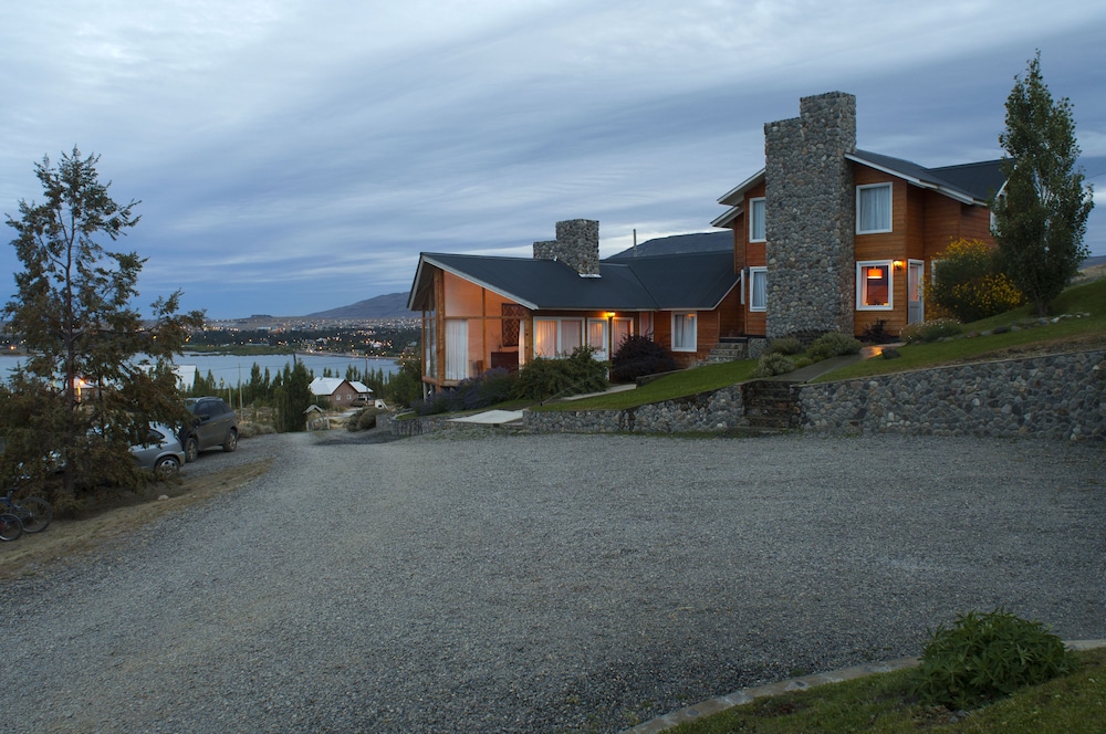 Blanca Patagonia Boutique Inn and Cabins 1/66