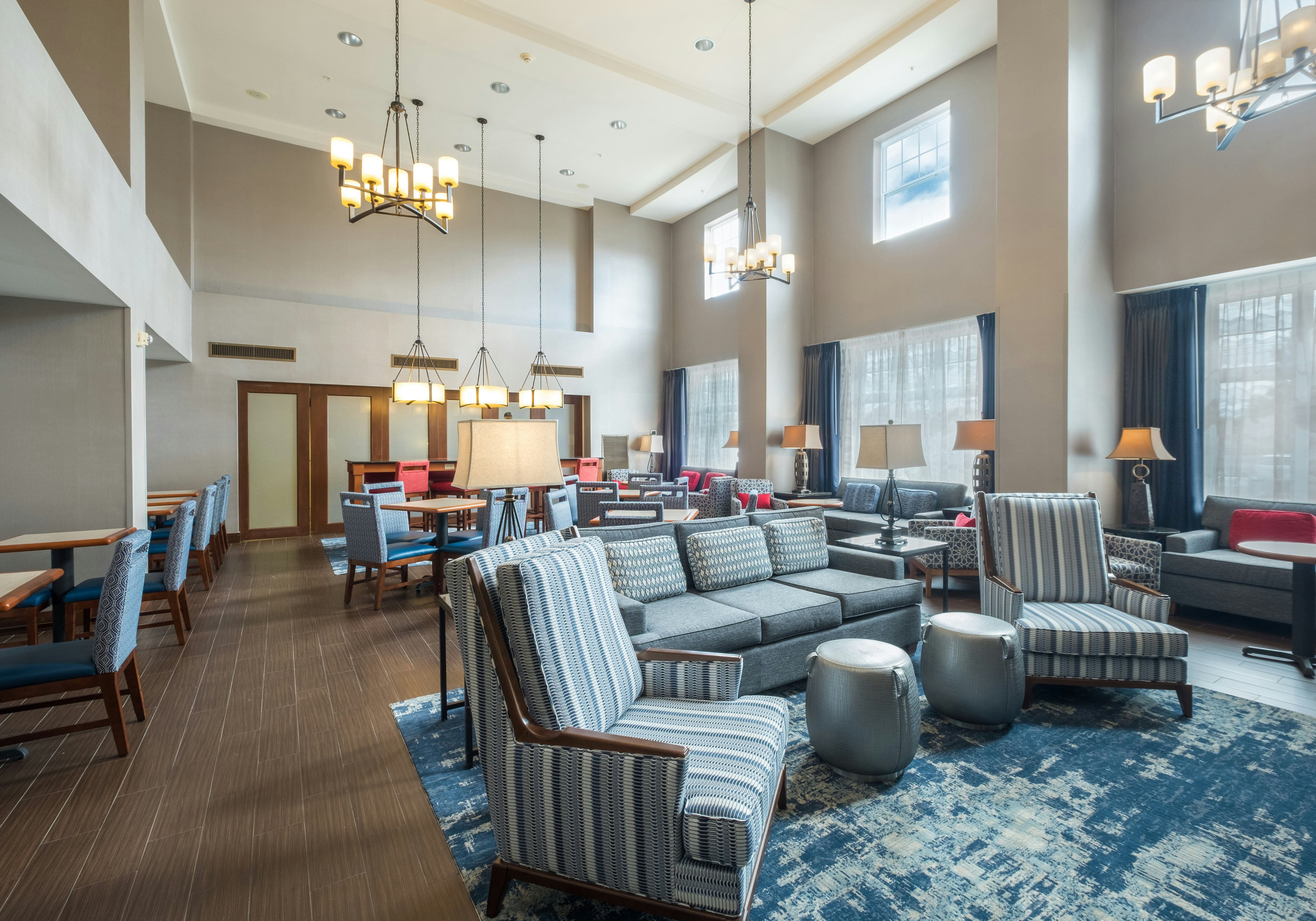 Hampton Inn & Suites Rockland 54/81