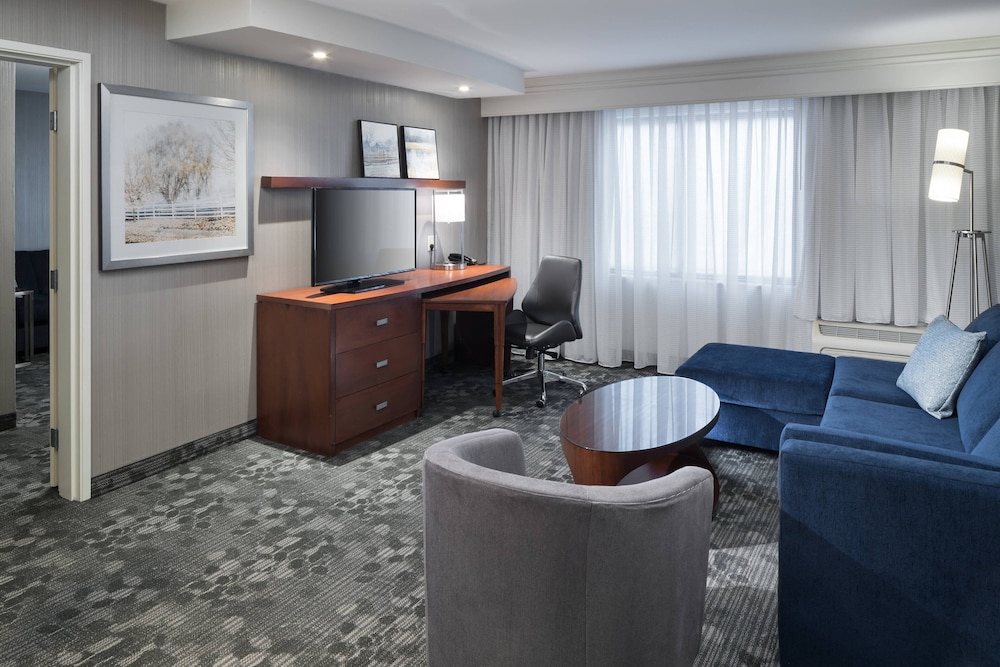 Courtyard by Marriott West Orange 26/52