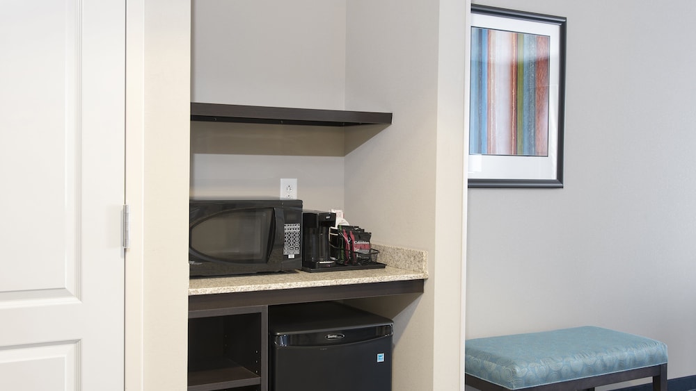 Holiday Inn Indianapolis Airport 55/66