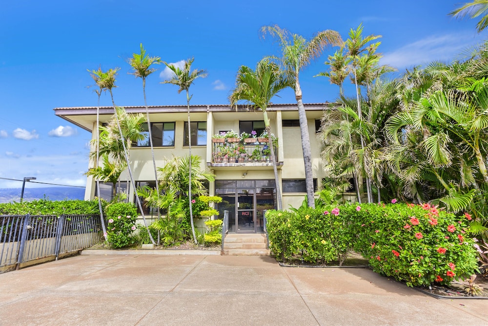 Maui Beach Vacation Club 42/52
