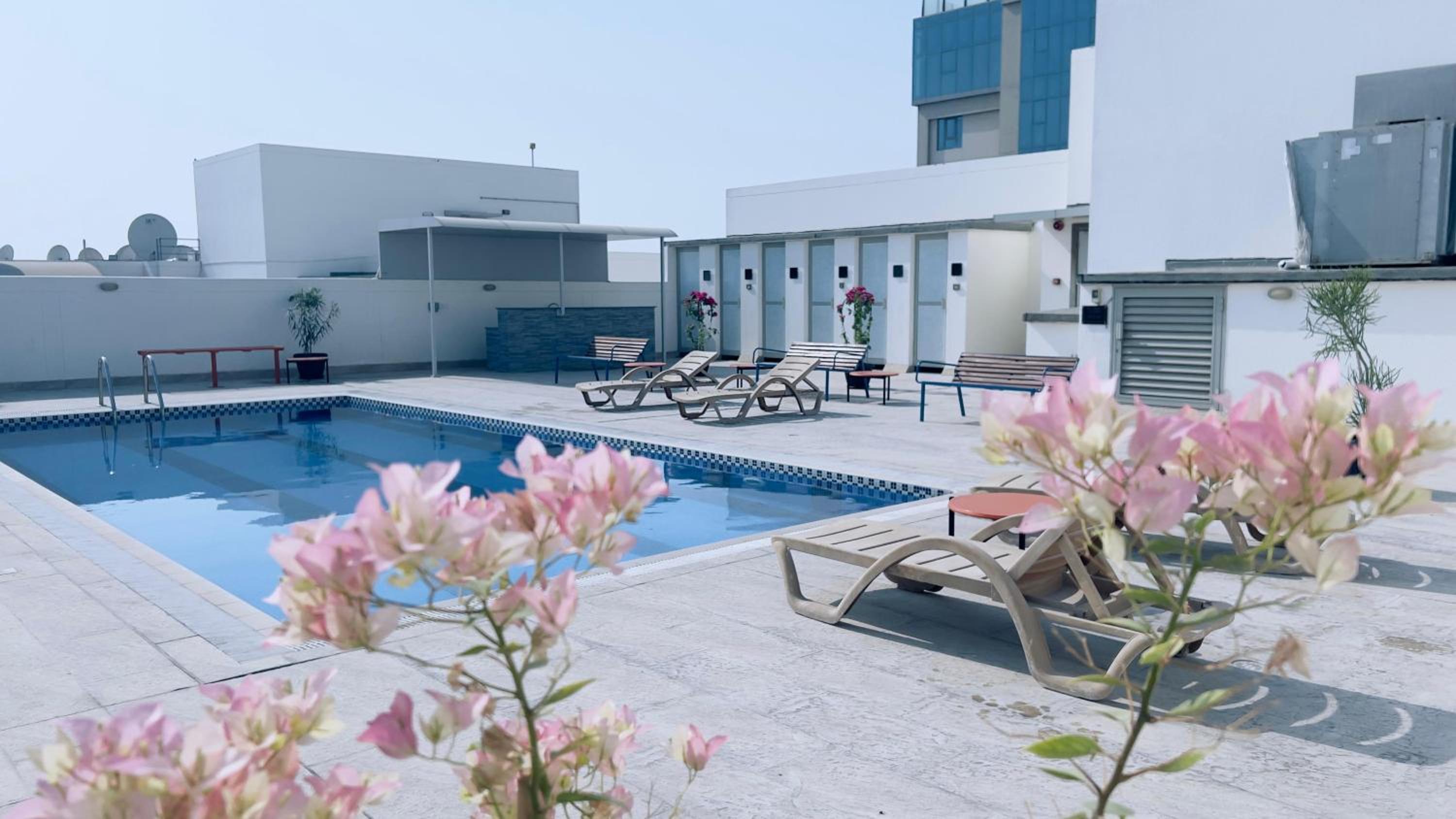 BW Suites & Spa 3/60