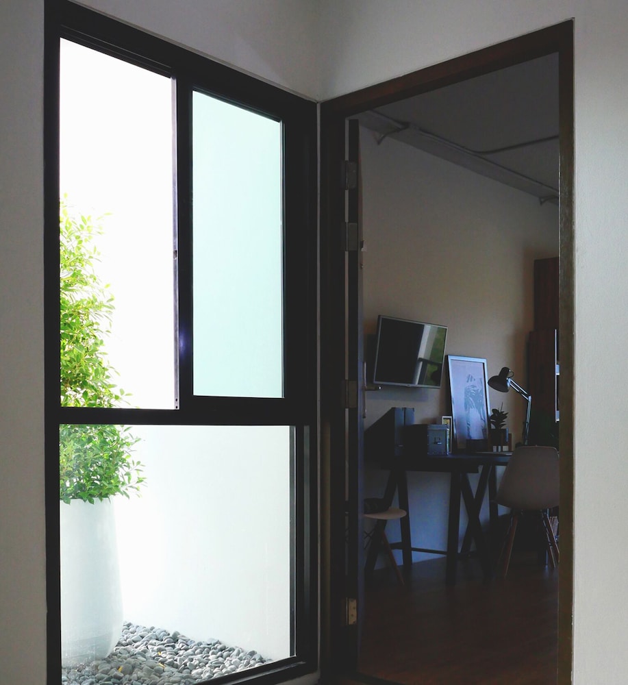 Bhava Residence 41/46