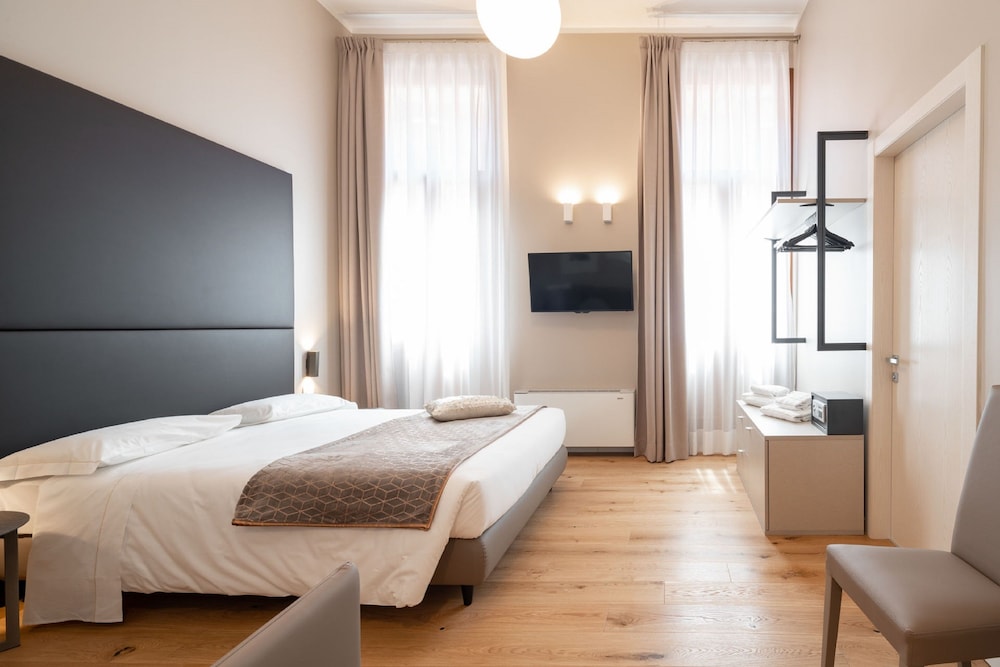 Hotel Palazzo Martinelli Dolfin 10/57