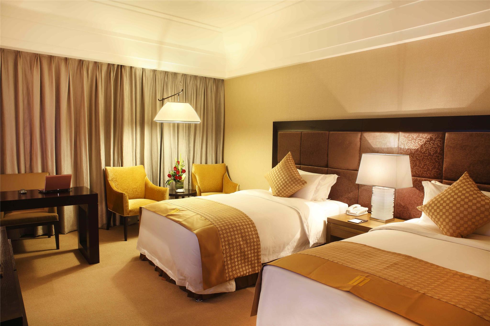 Elegant, Twin Beds