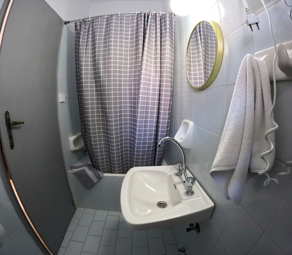 Irene Hotel 45/47