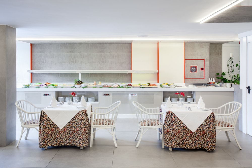 MUR Hotel Neptuno 34/50