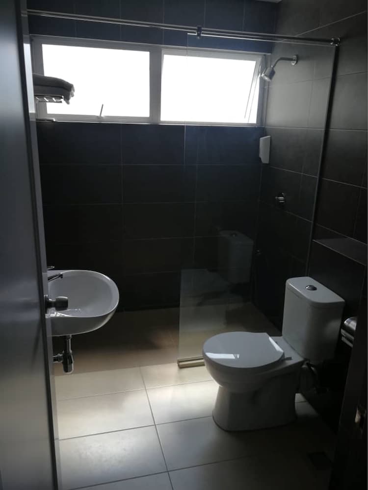 HOTEL REGAL MALAYSIA 52/58