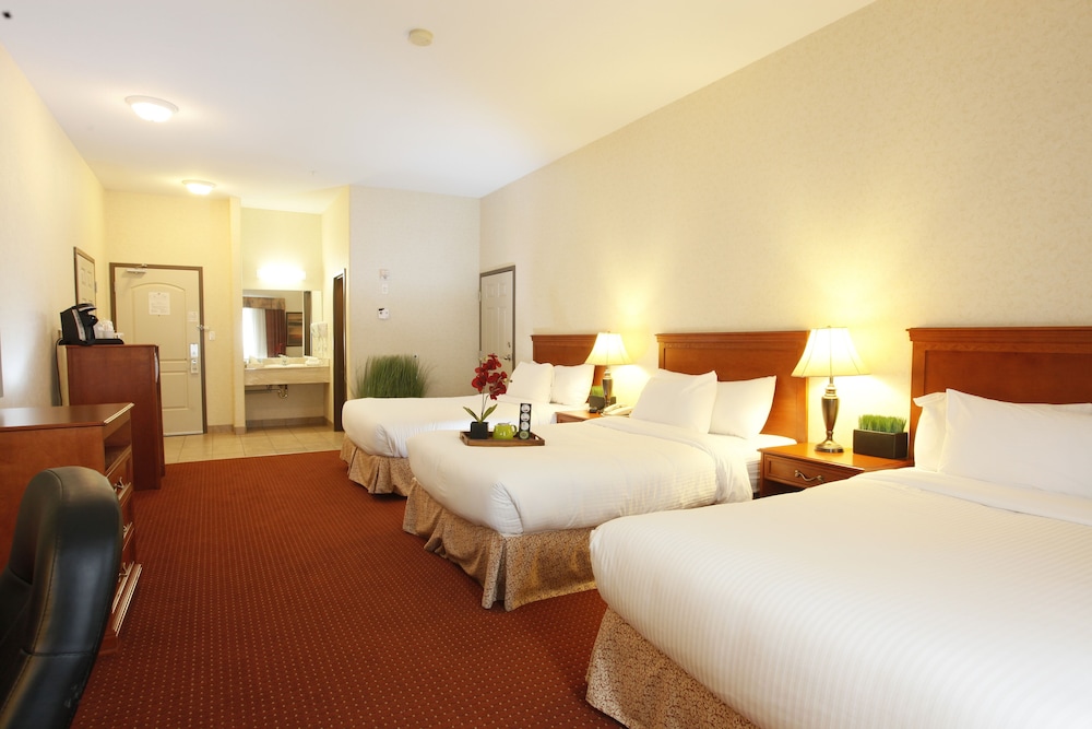 Pomeroy Inn Suites Hotel Dawson Creek 14/63