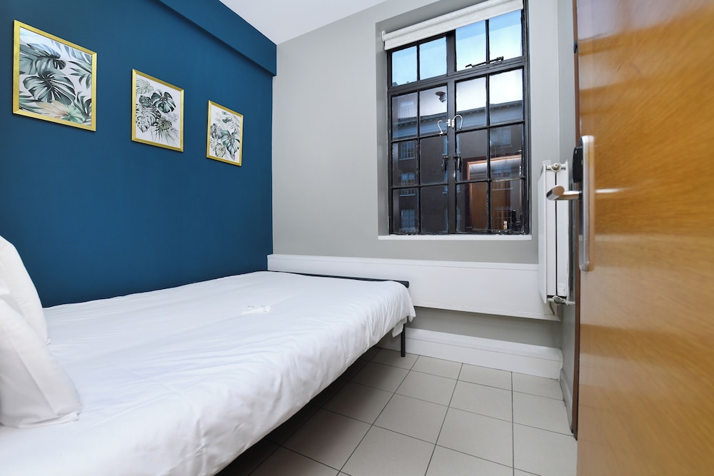 Rest Up London Hostel 21/55