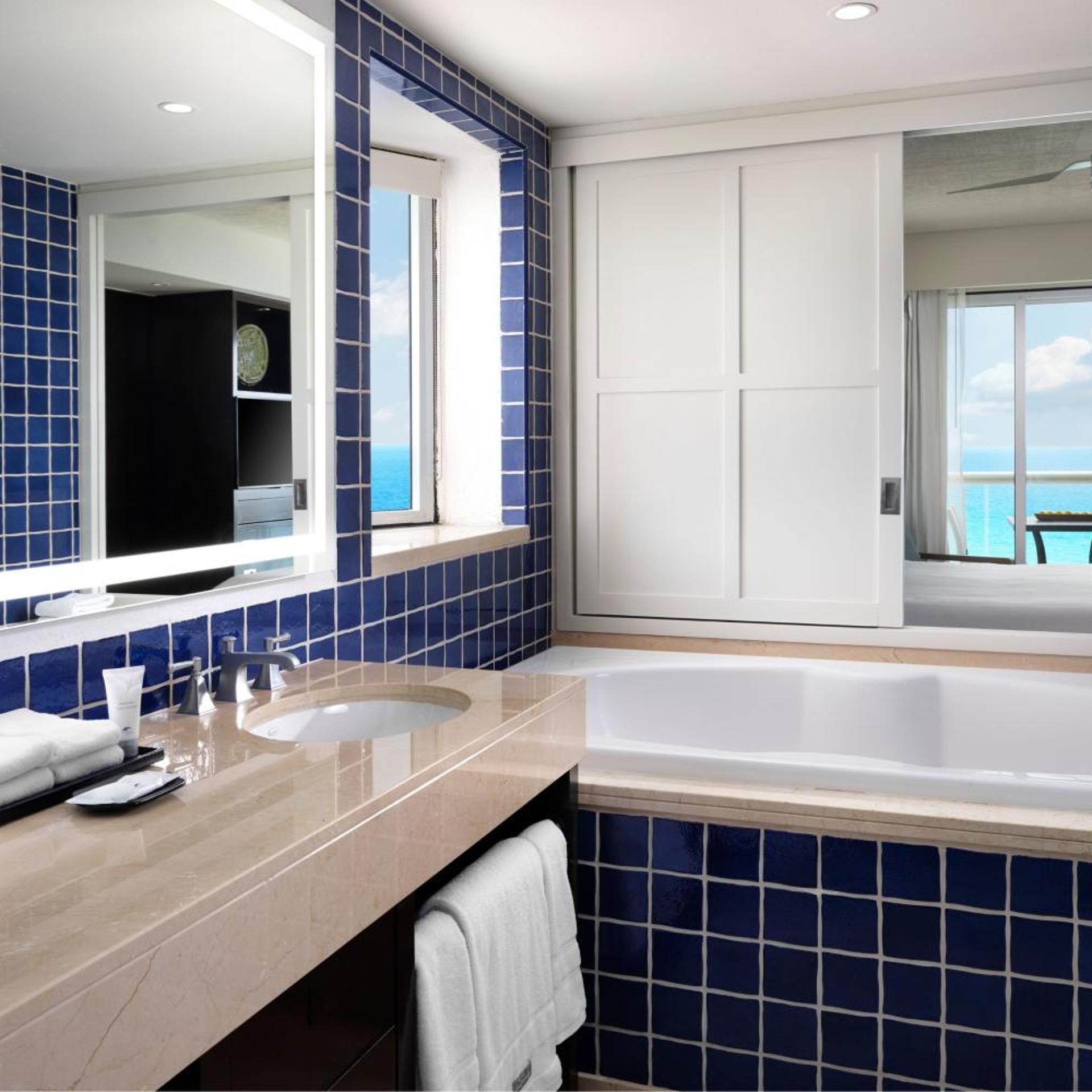 1 Bedroom, Villa, Ocean Front, Jetted Tub، The Westin Lagunamar Ocean Resort Villas & Spa 4/4