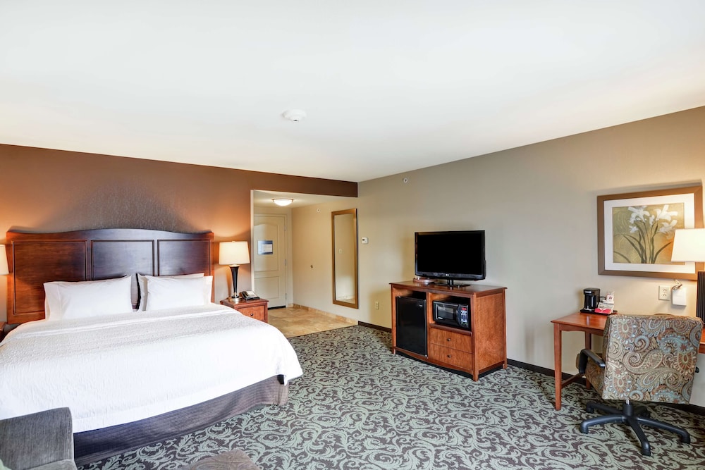 Hampton Inn and Suites New Hartford 19/64
