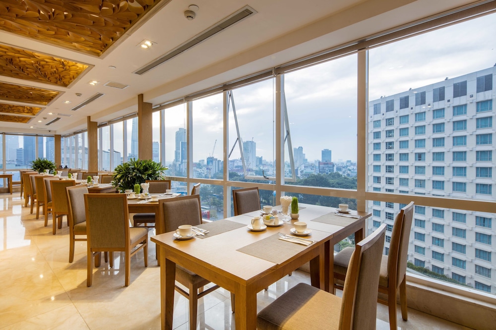 Paradise Saigon Boutique Hotel 37/50