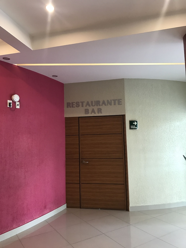 Hotel And Villas Panama 43/68