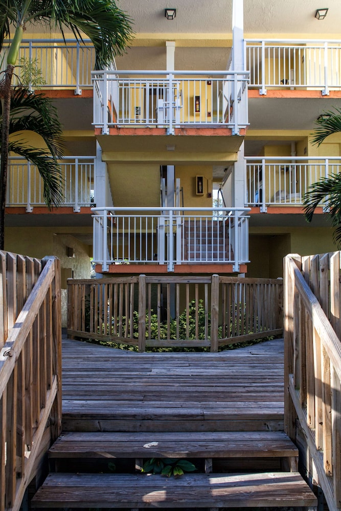 Marina Del Mar resort and Marina in KEY LARGO - FL