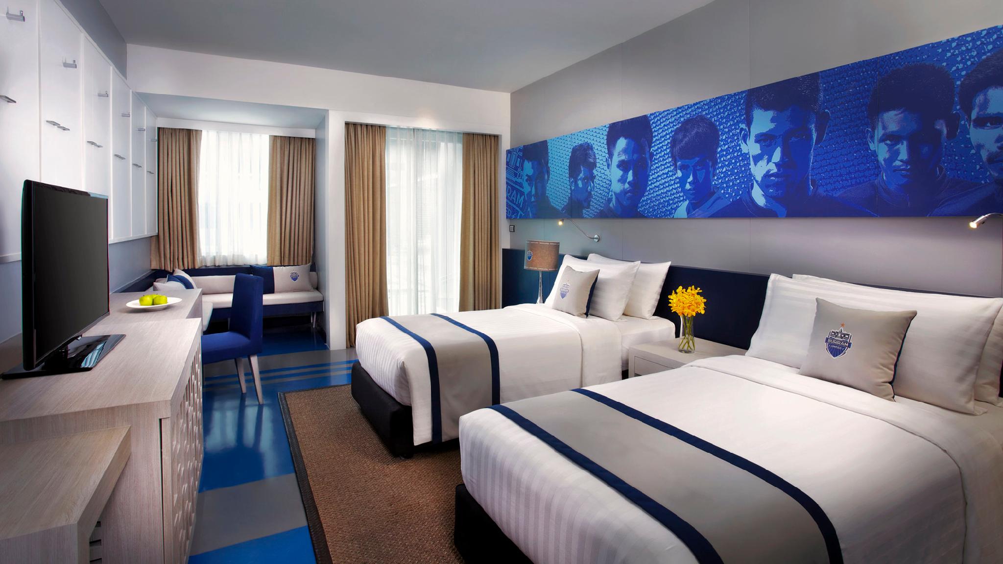 Guest Room, Deluxe, Twin Beds, Pool Terrace