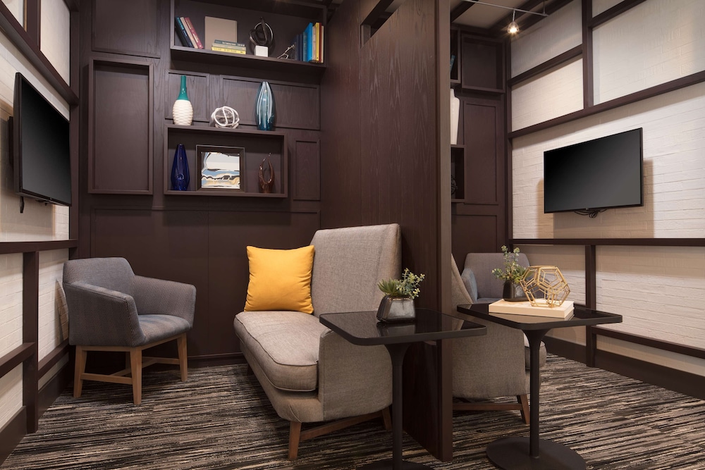 Hyatt Place Oklahoma City / Bricktown 21/39