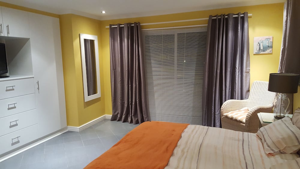 Constantia Cottages 9/50