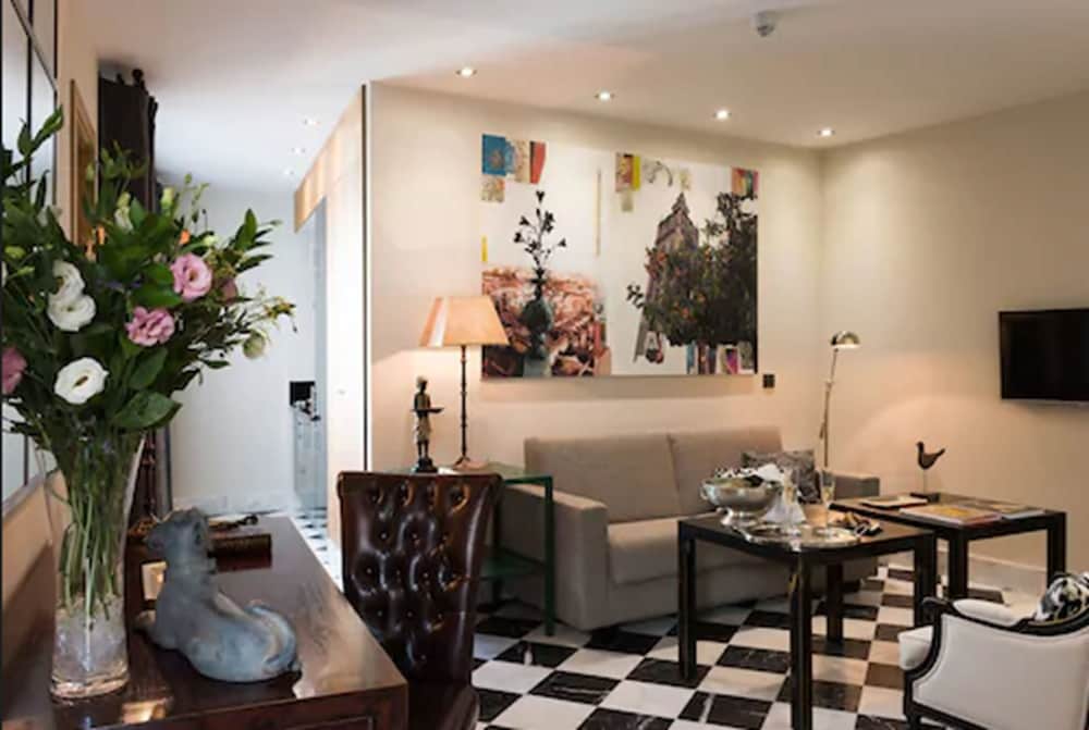 Aguilas5 Sevillasuites 43/53