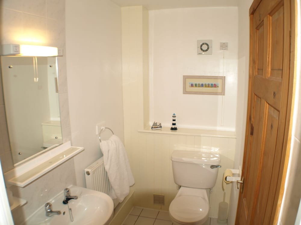 Polean Farm Cottages 49/50