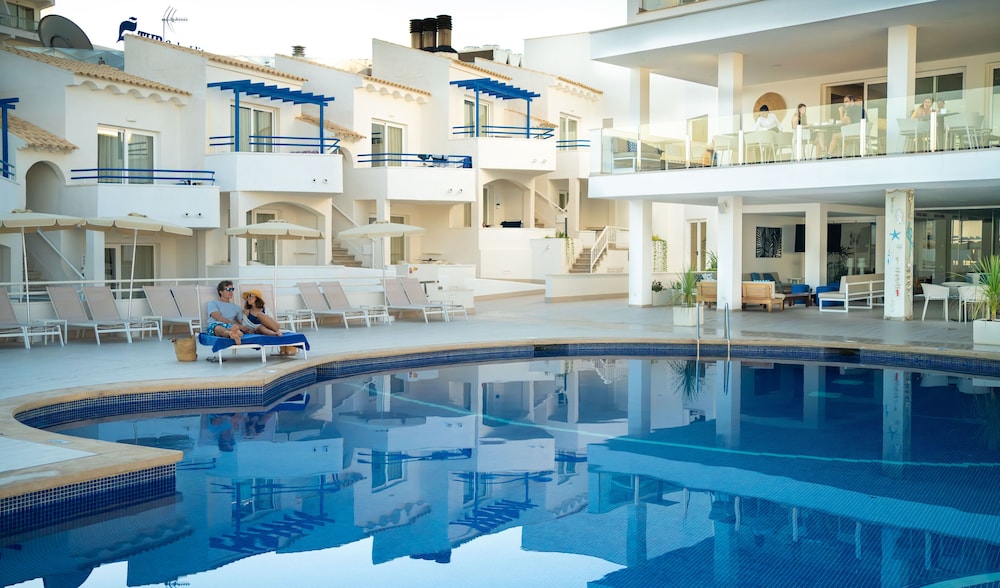 Parque Nereida Suites hotel