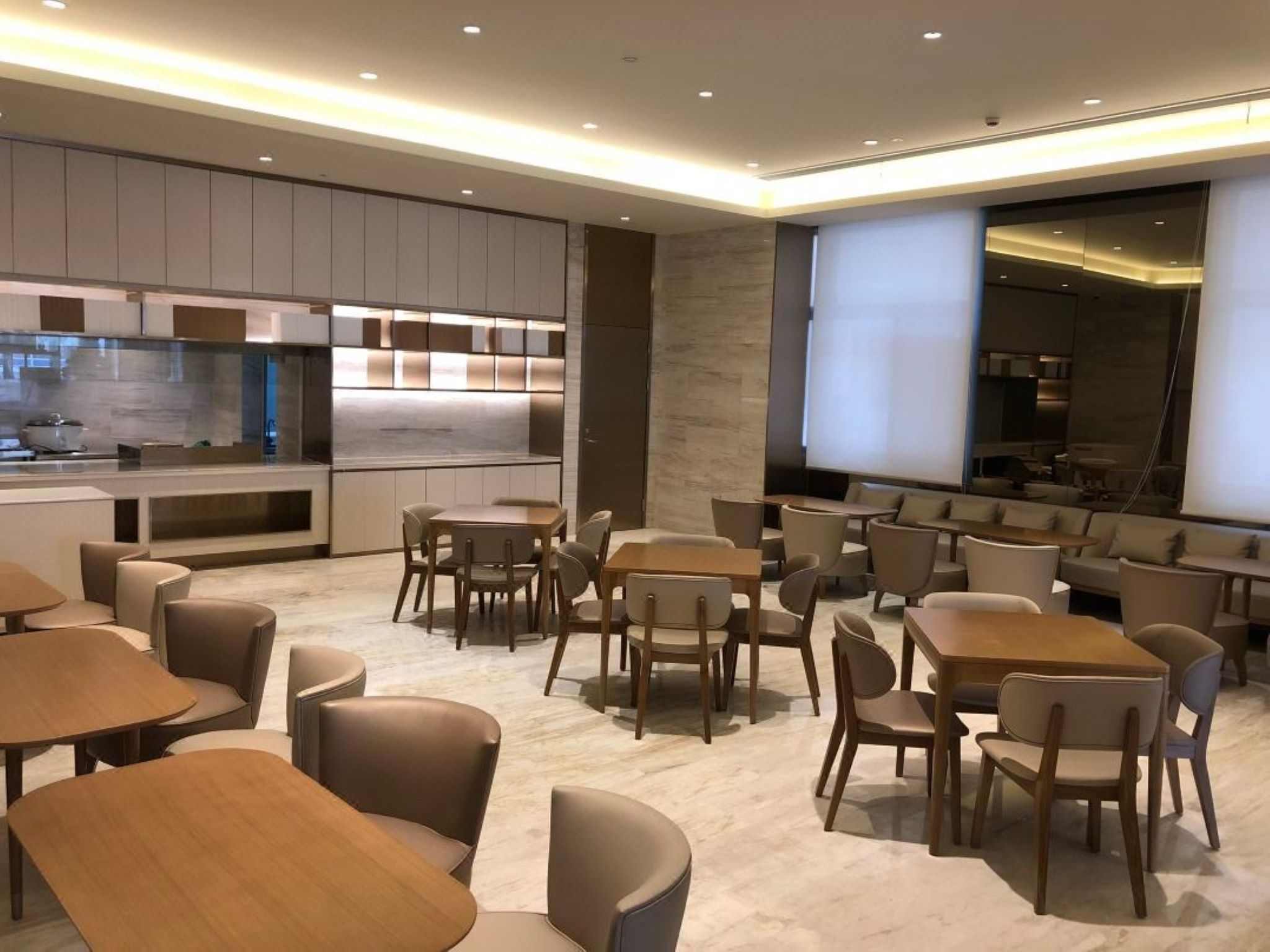 Ji Hotel (Shanghai Hongqiao National Exhibition and Convention Center Huaxiang Road) 23/33