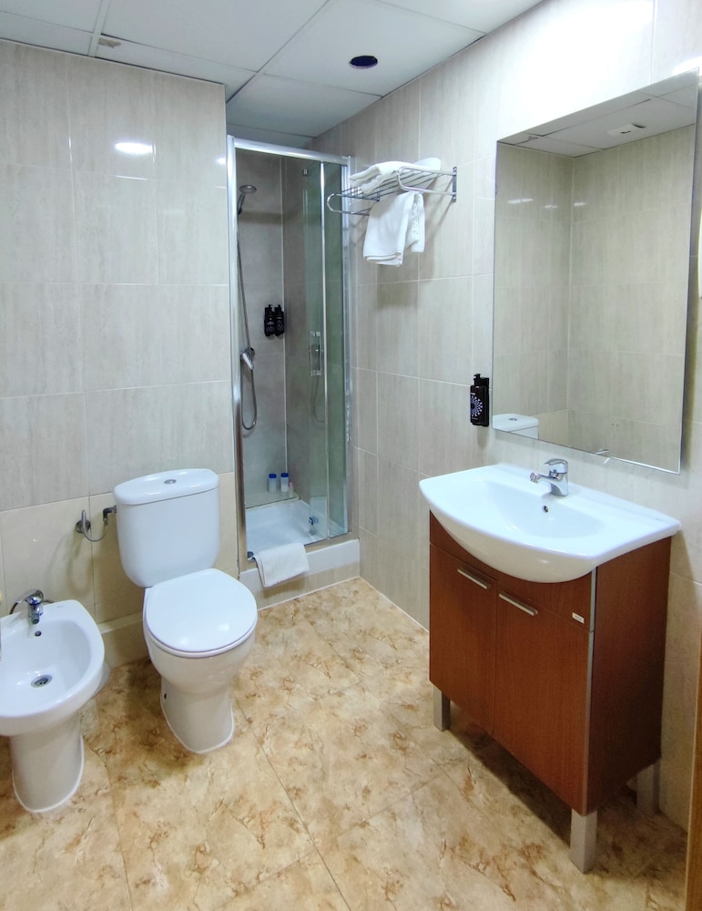 Yomo Hostal BCN Port 38/38