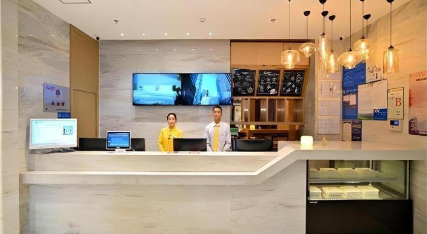 City Comfort Inn Kunming Nanping Wuyi Road Metro Station 12/44