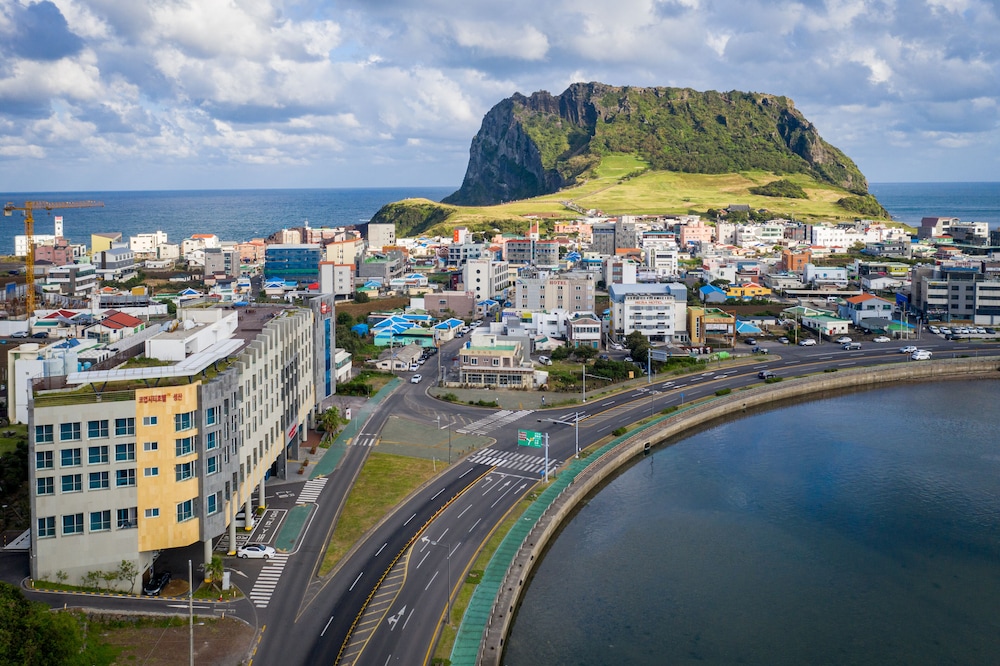 CO-OP CITY HOTEL SEONGSAN 62/71