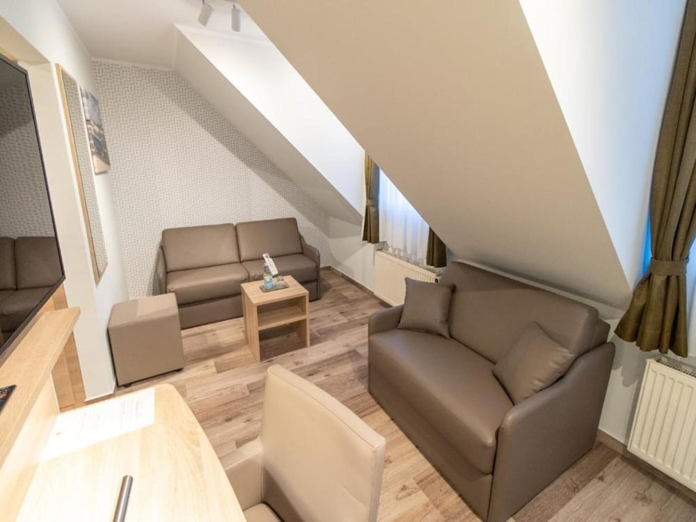 Hotel Fallersleber Spieker 21/50