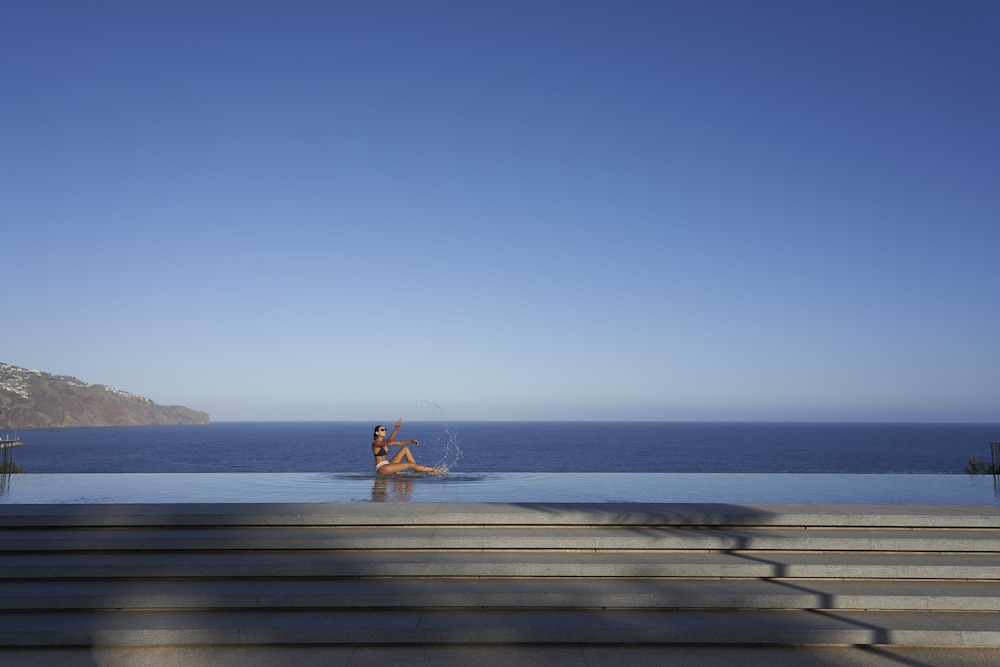 Les Suites At The Cliff Bay 23/34