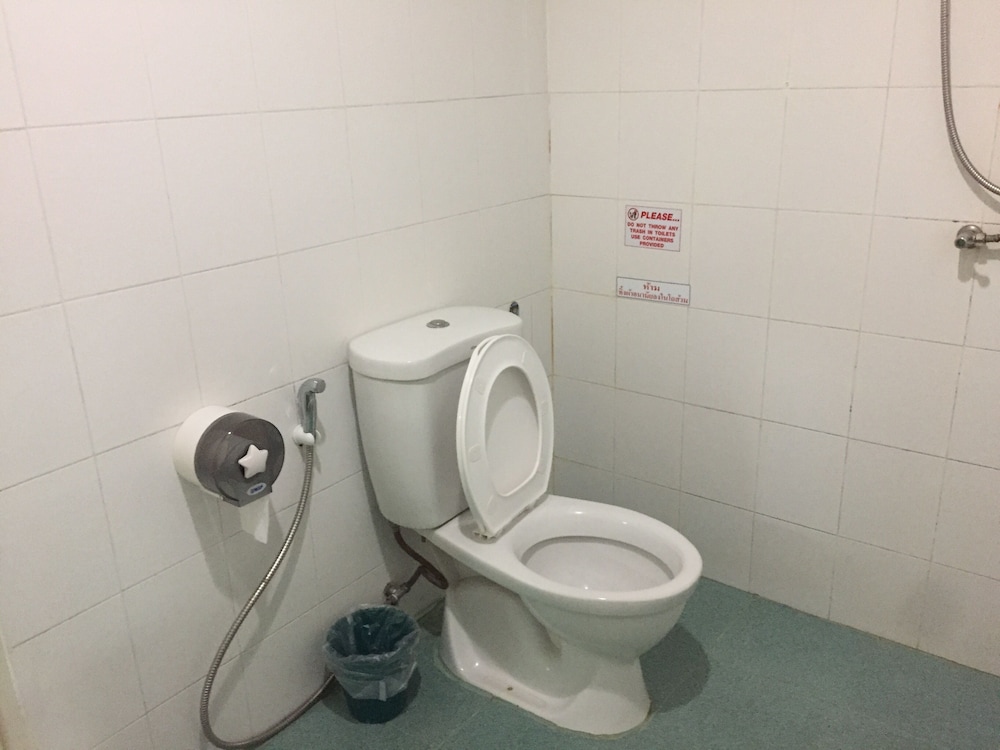 Nawaporn Place Guesthouse 25/29