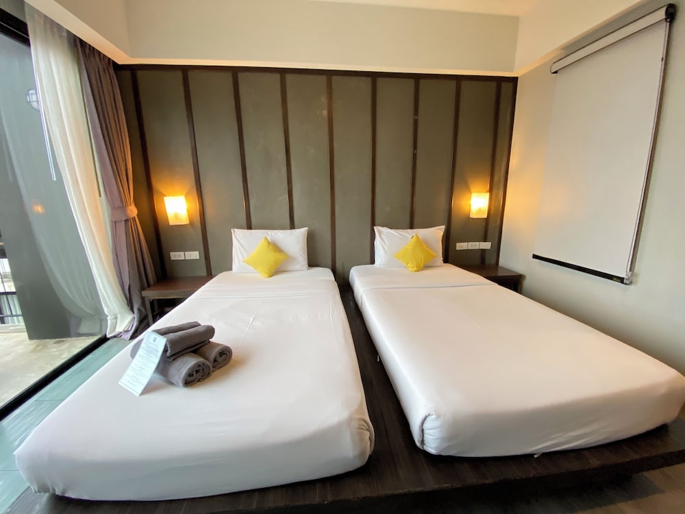 Lalune Beach Resort 7/36