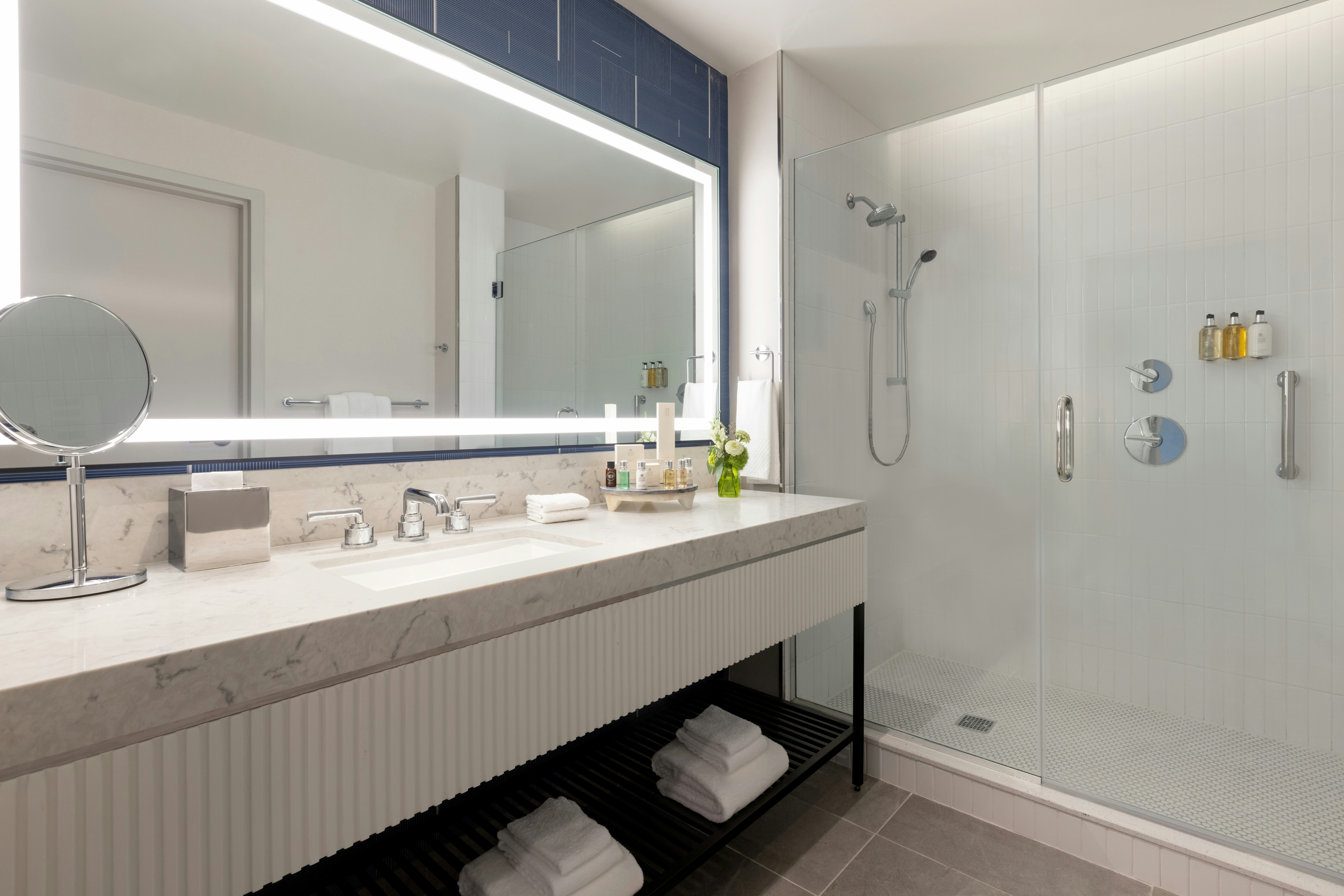1 Bedroom, Reserve, Suite, King Bed