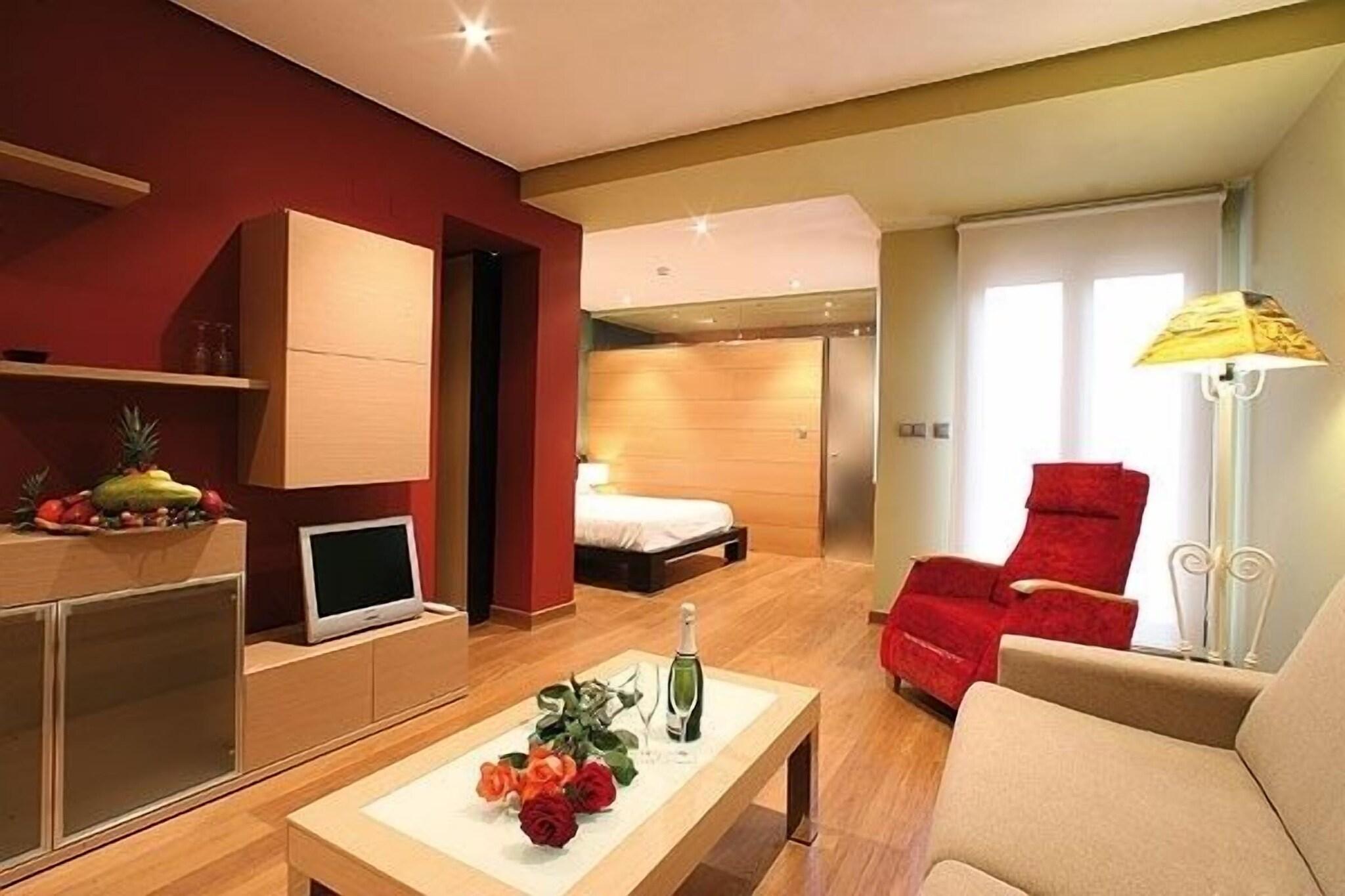 APARTAMENTOS TURISTICOS CAITAS SUITE 10/20