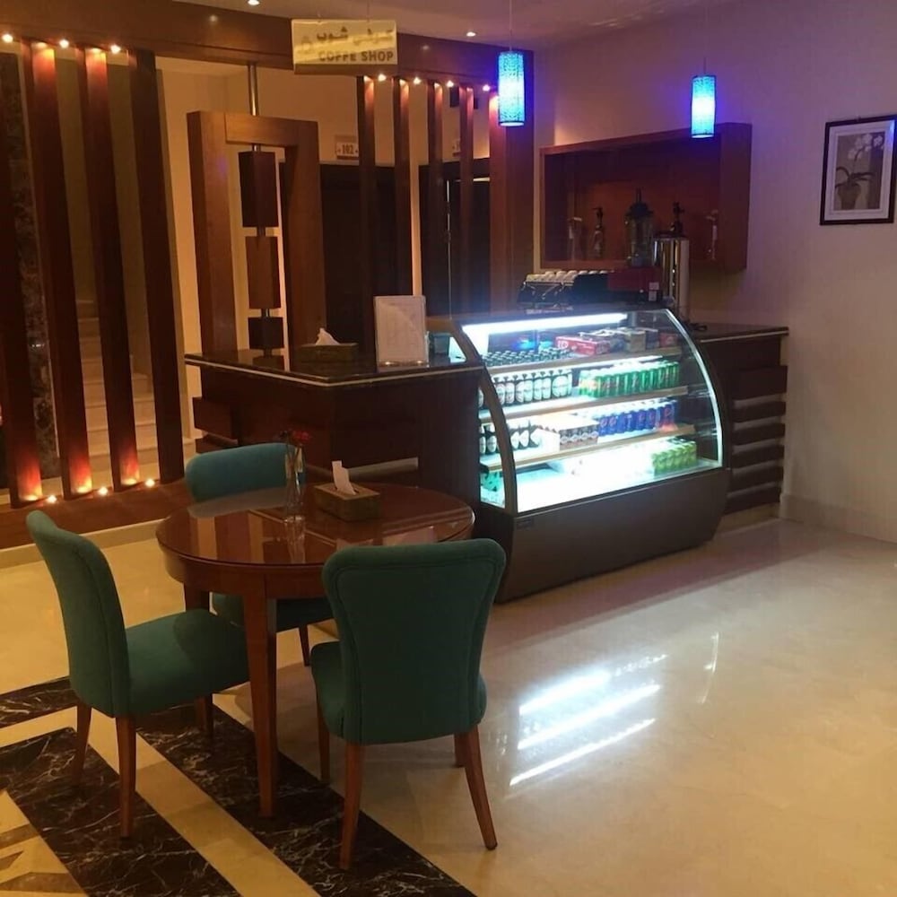 Pestana Hotel and Suites 2 40/52