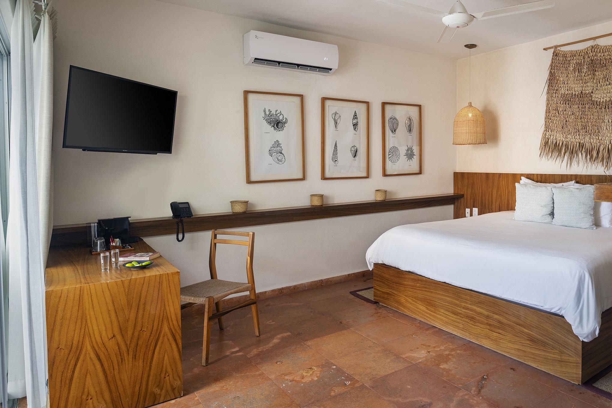 Room, Partial Ocean View