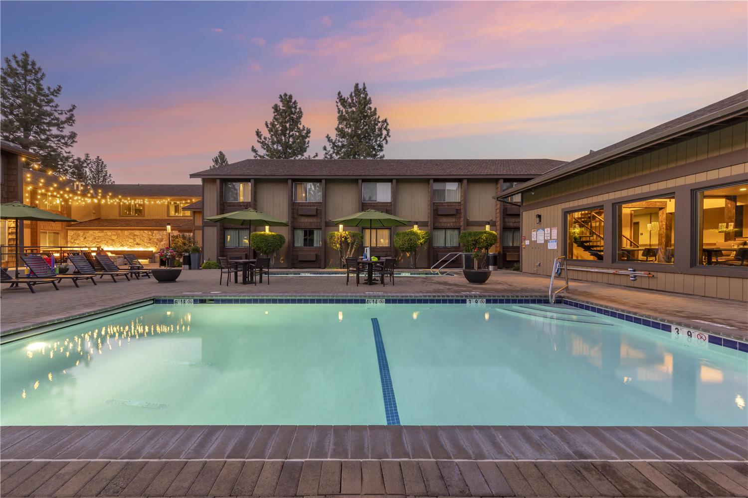 Best Western Plus Truckee-Tahoe Hotel 6/49