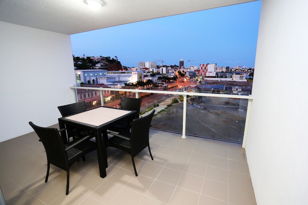 Central Kensington Apartments By Vivo 40/51