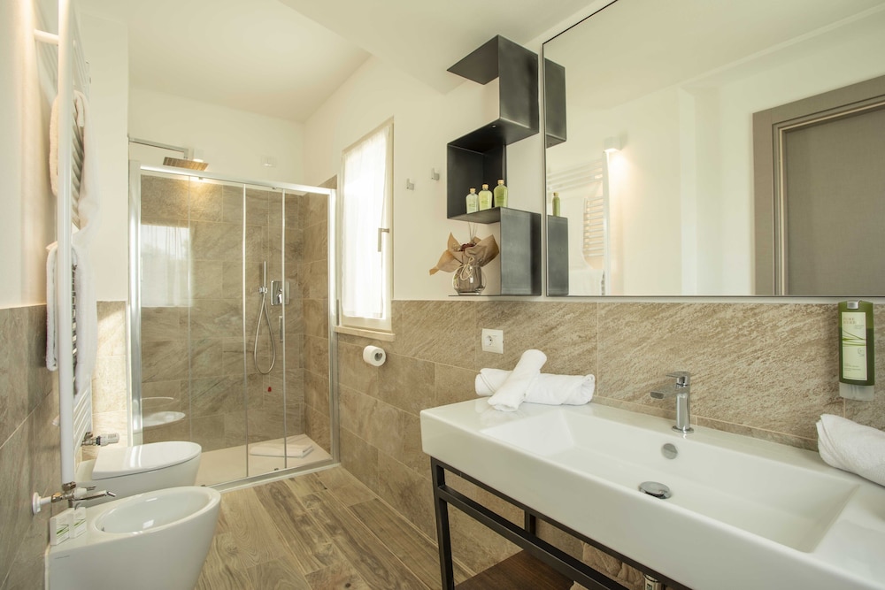 Riva Toscana Golf Resort & SPA 52/56