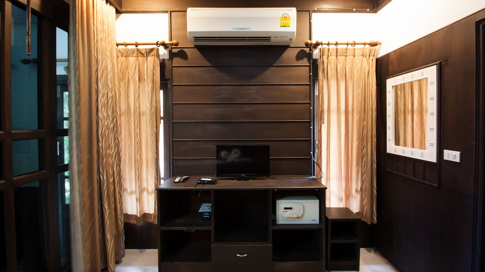 Oscar Villa Aonang Krabi 33/70