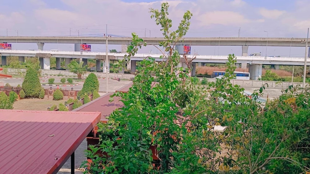 CONVENIENT RESORT SUVARNABHUMI 5/59