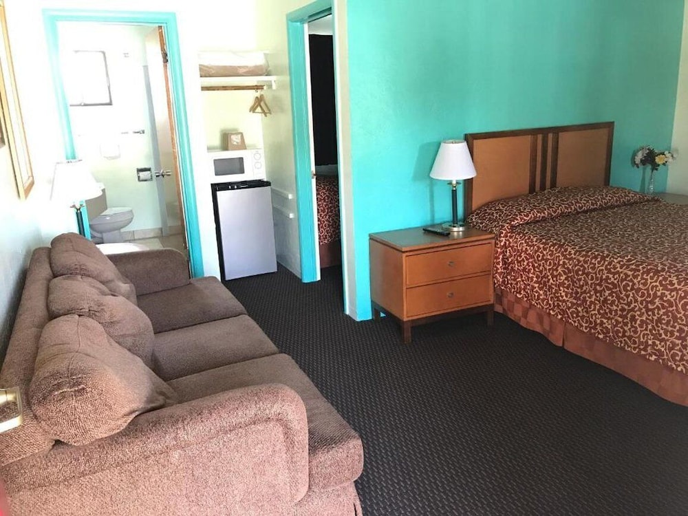 Klamath Motor Lodge 45/64