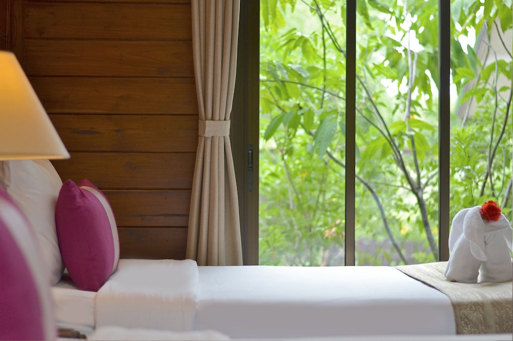 Thai Thai Sukhothai Resort 28/68